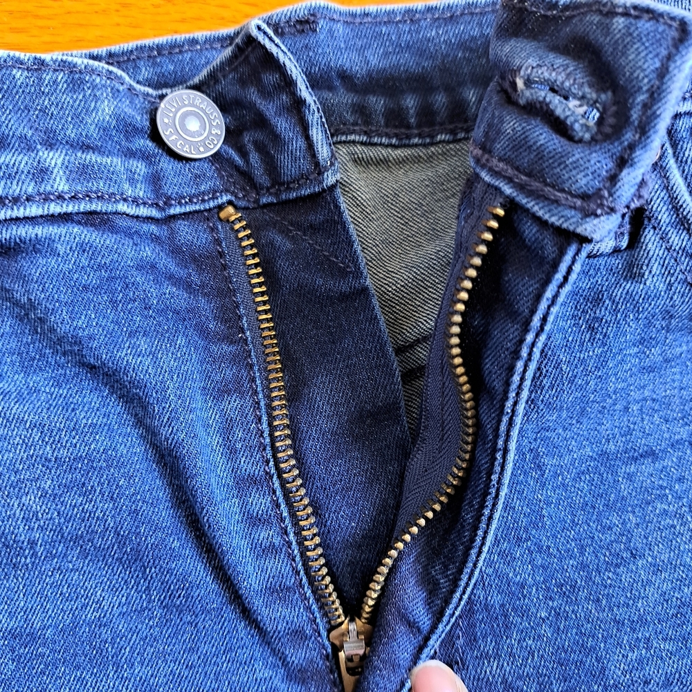 Levi's Men's 513 Size 32×30 ( Inseam 30").Color Blue. - Picture 3 of 11